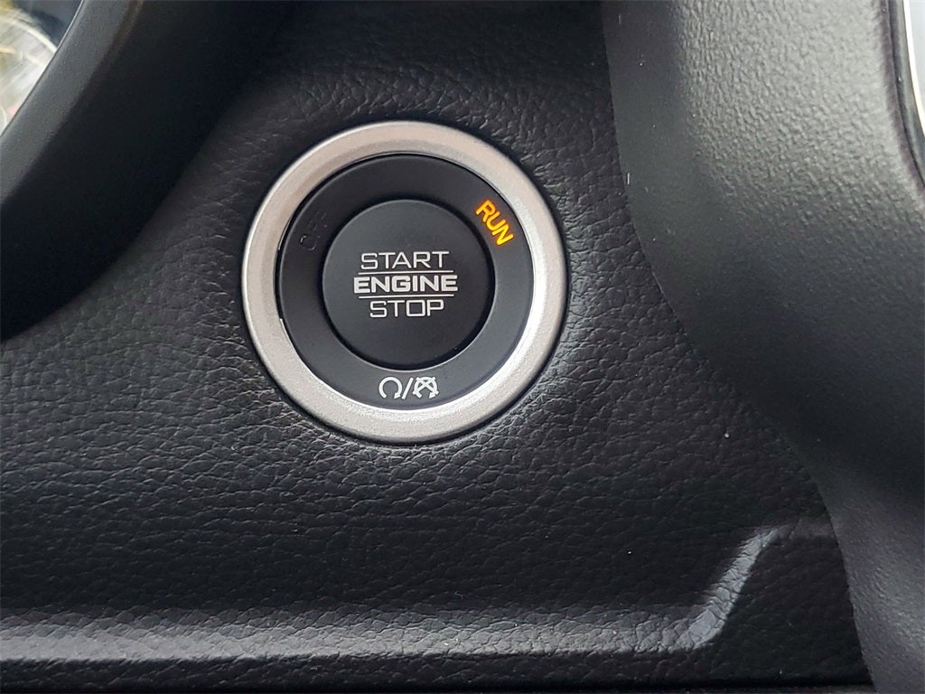 2025 RAM 1500 Laramie Crew Cab 4x4 5'7' Box