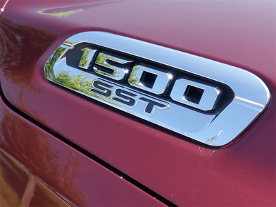 2025 RAM 1500 Laramie Crew Cab 4x4 5'7' Box