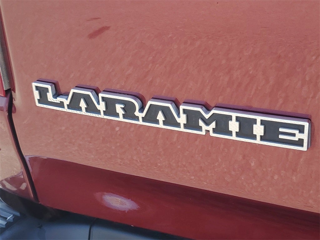 2025 RAM 1500 Laramie Crew Cab 4x4 5'7' Box