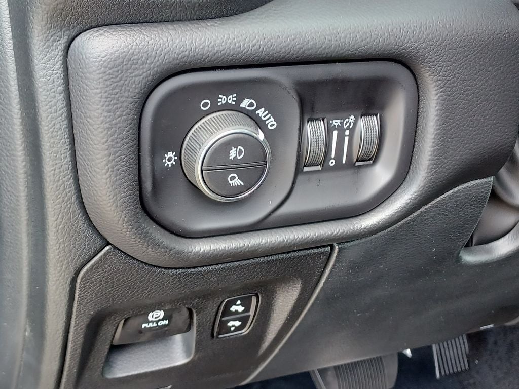 2027 RAM 1500 Laramie