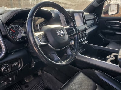 2020 RAM 1500 Laramie Crew Cab 4x4 5'7' Box