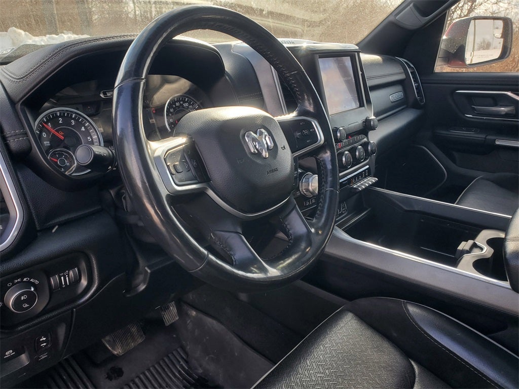 2020 RAM 1500 Laramie Crew Cab 4x4 5'7' Box