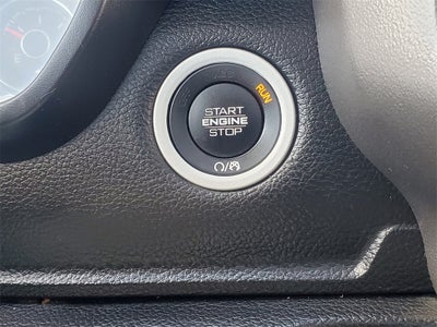 2020 RAM 1500 Laramie Crew Cab 4x4 5'7' Box