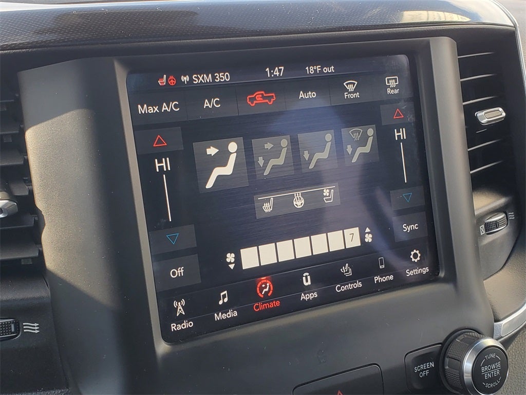 2020 RAM 1500 Laramie Crew Cab 4x4 5'7' Box