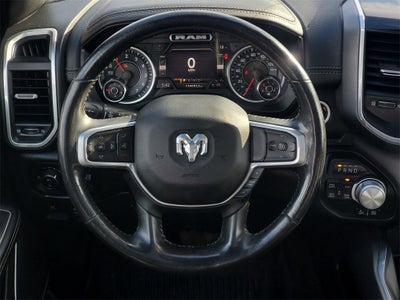 2020 RAM 1500 Laramie Crew Cab 4x4 5'7' Box