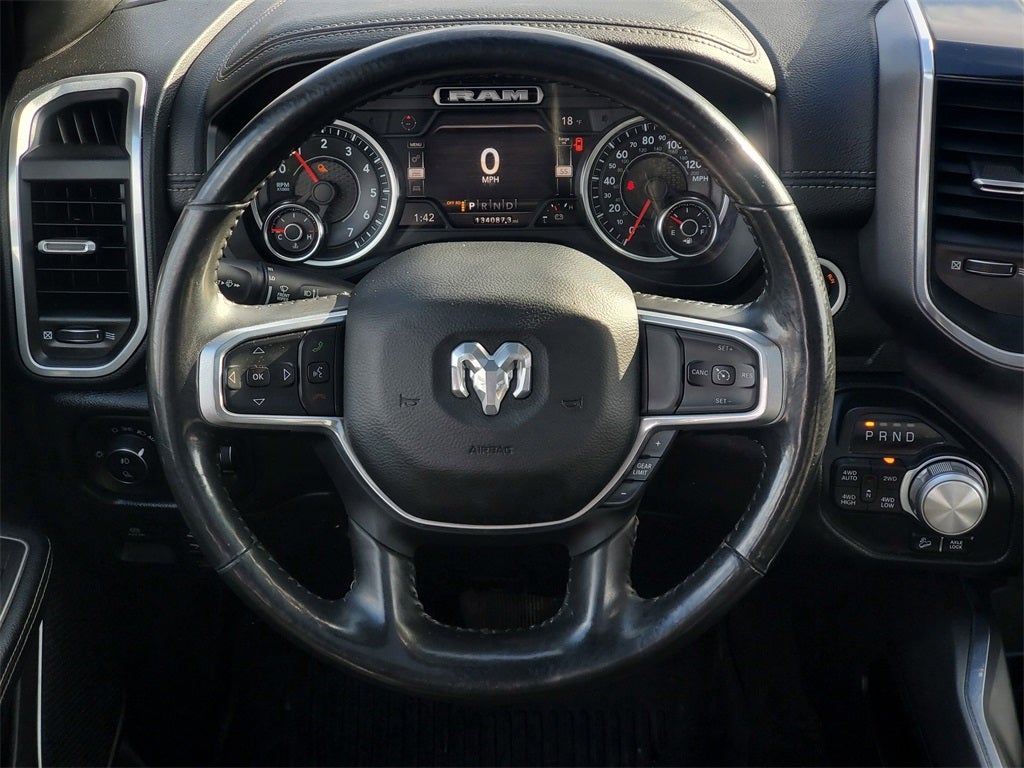 2020 RAM 1500 Laramie Crew Cab 4x4 5'7' Box