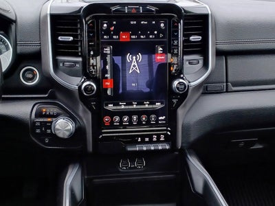 2021 RAM 1500 Laramie Crew Cab 4x4 5'7' Box