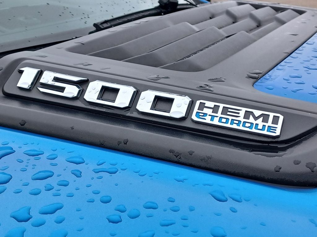 2021 RAM 1500 Laramie Crew Cab 4x4 5'7' Box