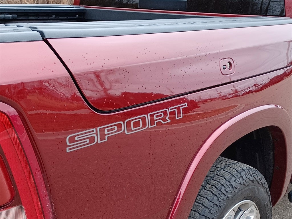 2022 RAM 1500 Laramie Crew Cab 4x4 5'7' Box