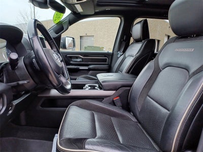 2022 RAM 1500 Laramie Crew Cab 4x4 5'7' Box