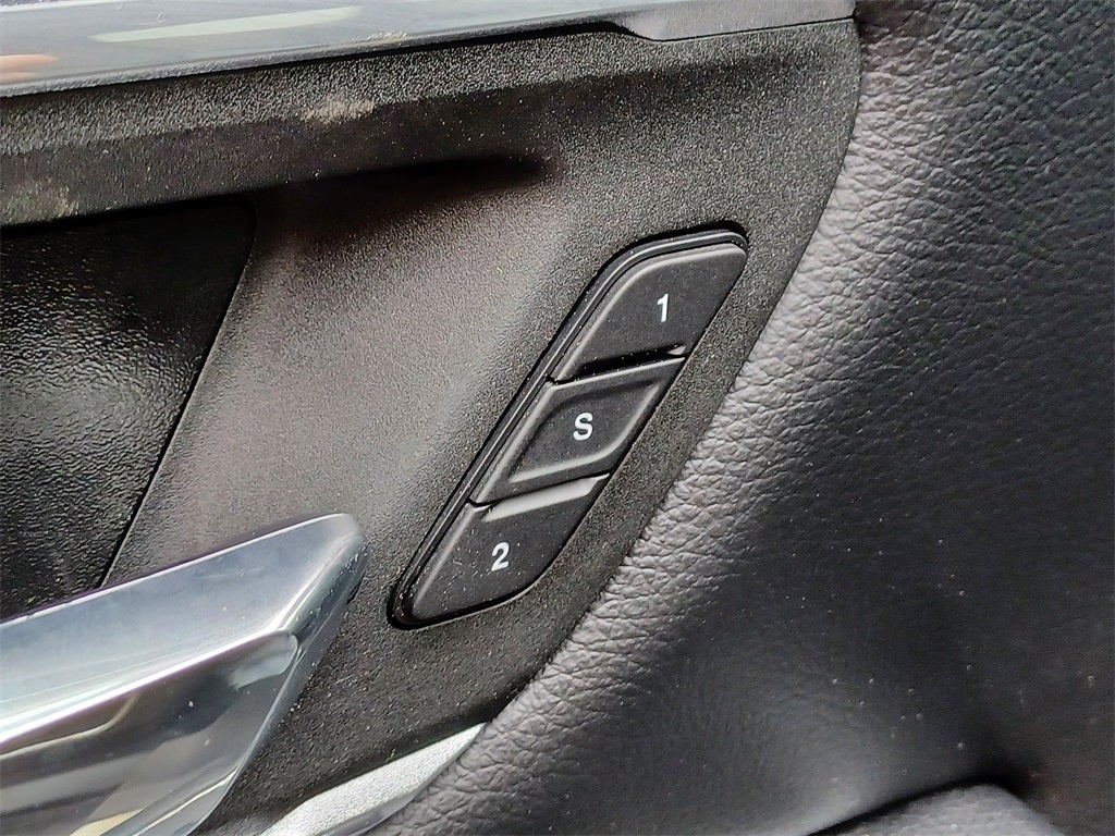 2022 RAM 1500 Laramie Crew Cab 4x4 5'7' Box