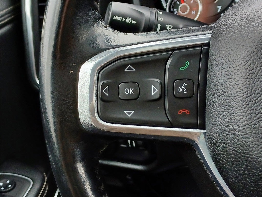 2022 RAM 1500 Laramie Crew Cab 4x4 5'7' Box