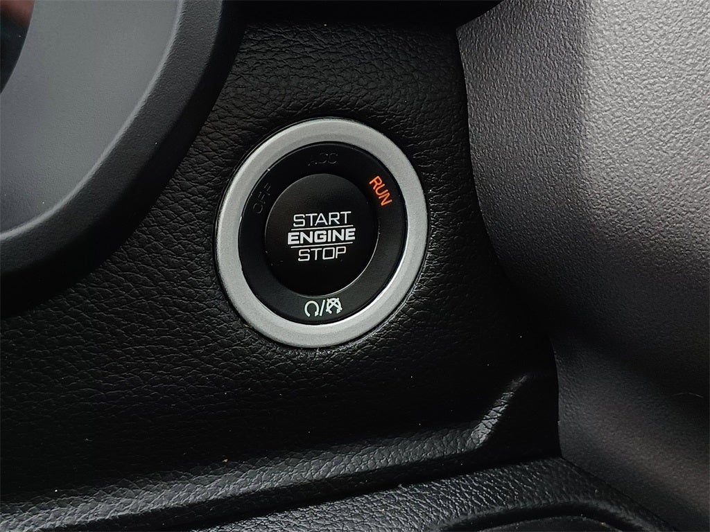 2022 RAM 1500 Laramie Crew Cab 4x4 5'7' Box