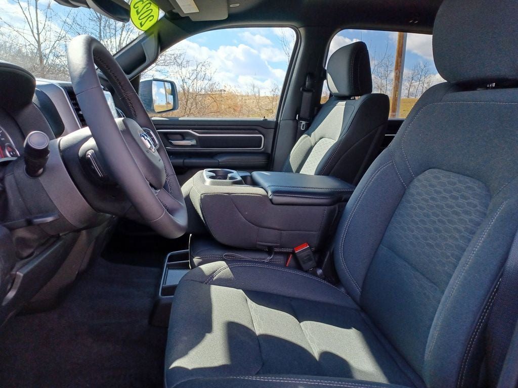 2025 RAM 1500 Big Horn Crew Cab 4x4 6'4' Box