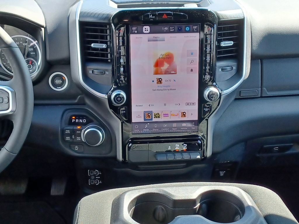 2025 RAM 1500 Big Horn Crew Cab 4x4 6'4' Box