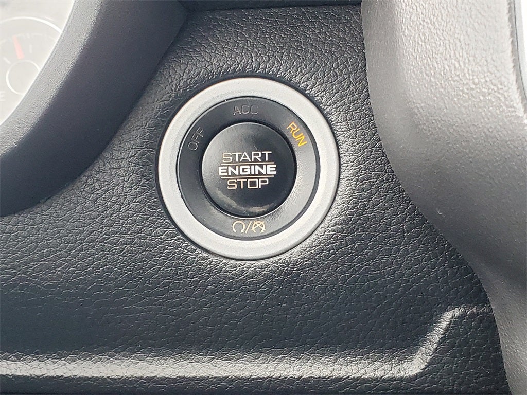 2022 RAM 1500 Big Horn Crew Cab 4x4 6'4' Box