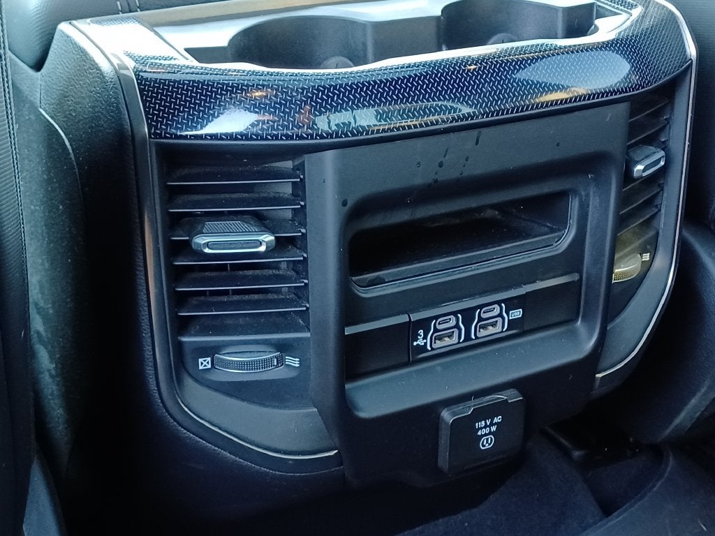 2019 RAM 1500 SPORT