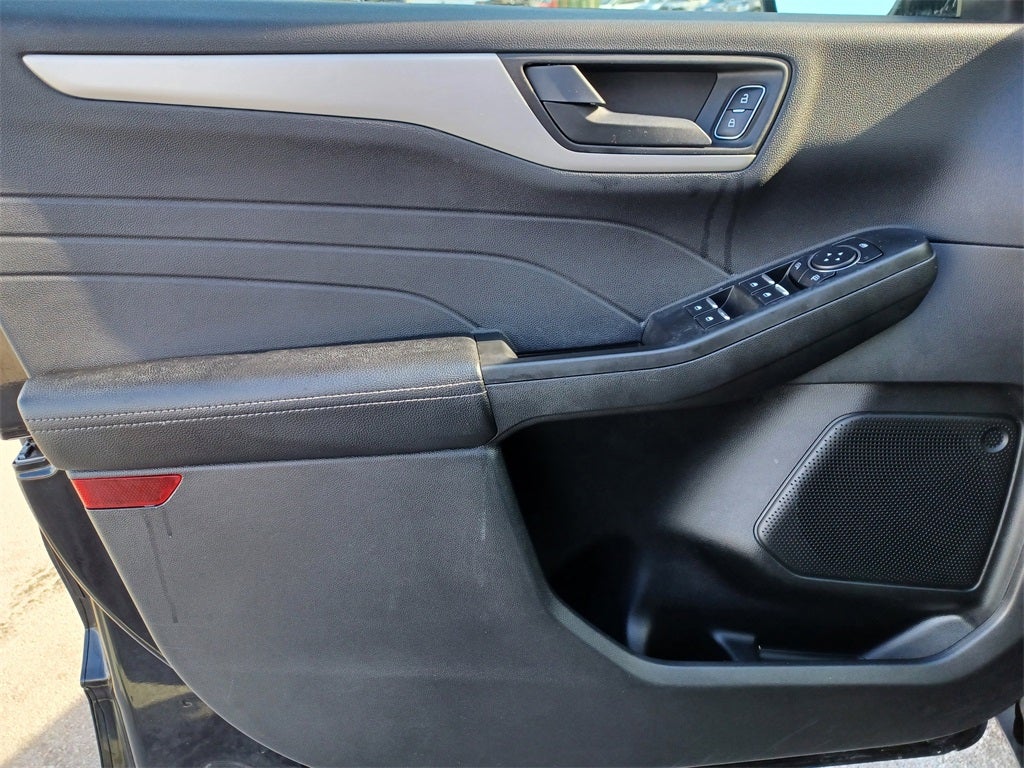 2022 Ford Escape SE Hybrid