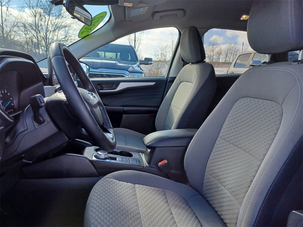 2022 Ford Escape SE Hybrid