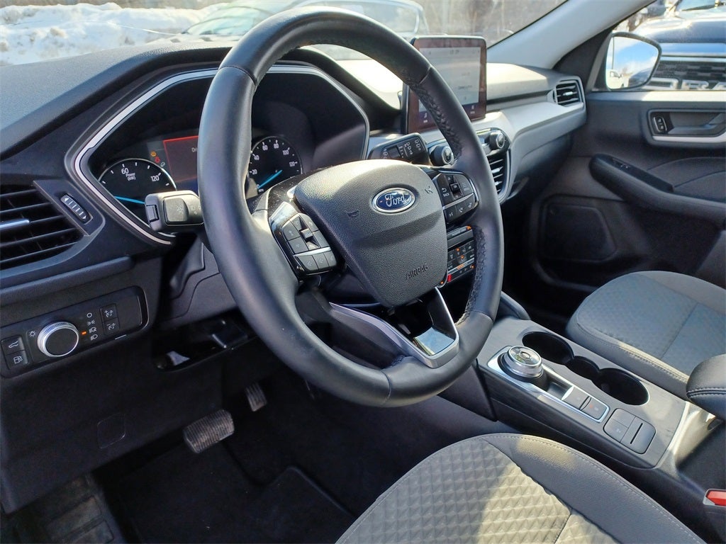 2022 Ford Escape SE Hybrid