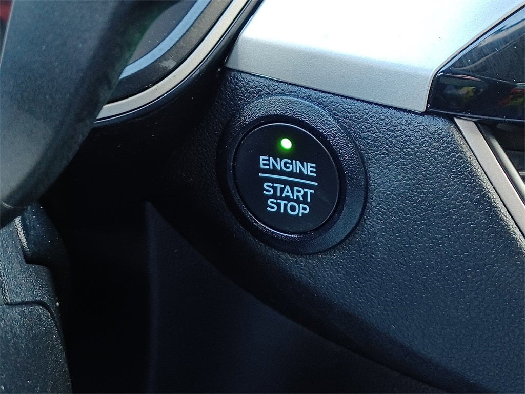 2022 Ford Escape SE Hybrid