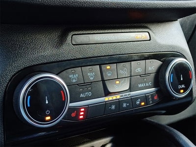 2022 Ford Escape SE Hybrid