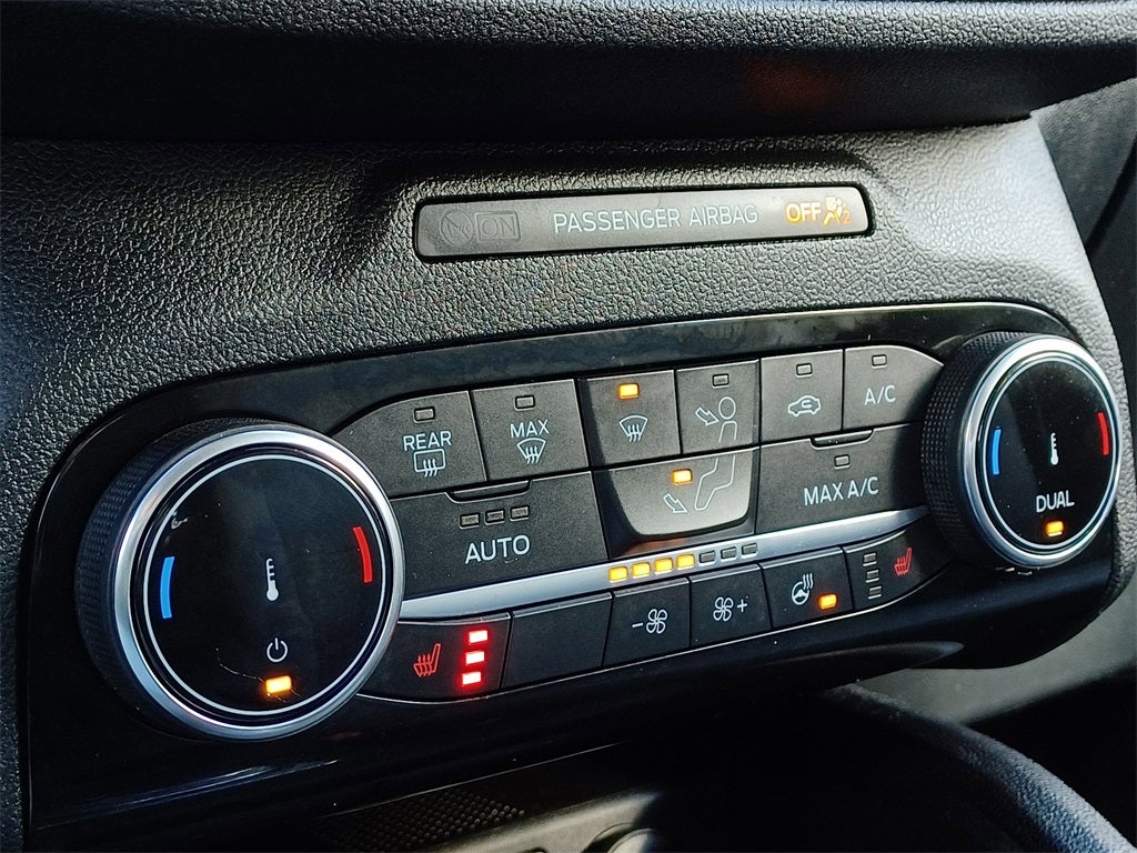 2022 Ford Escape SE Hybrid