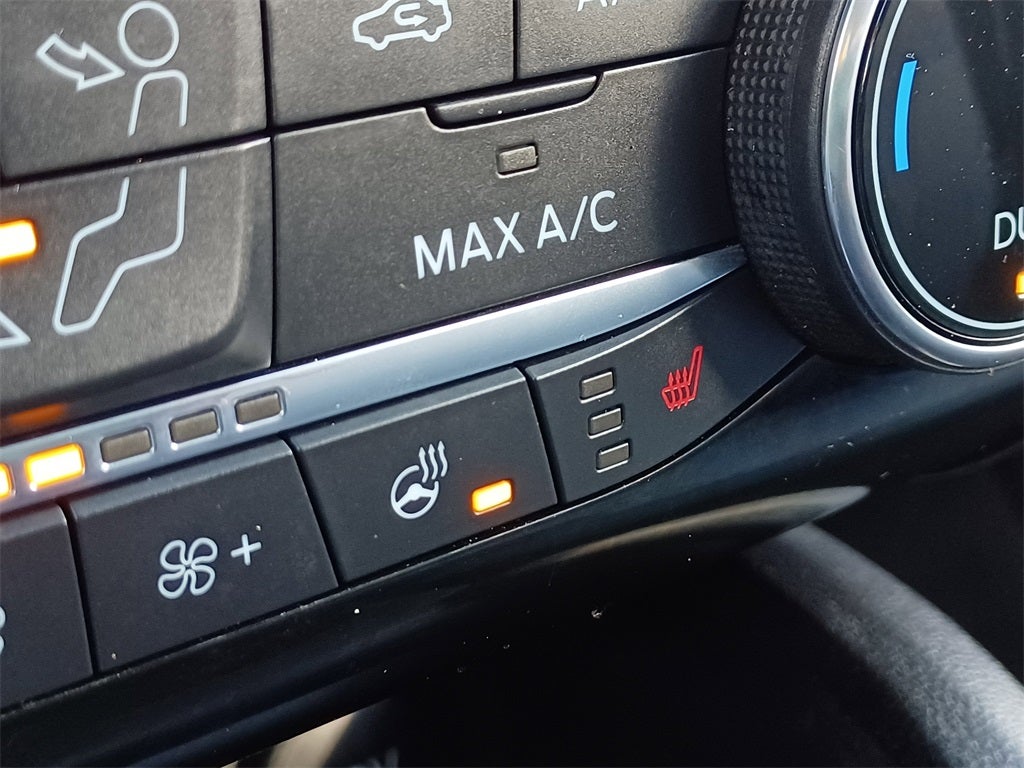 2022 Ford Escape SE Hybrid