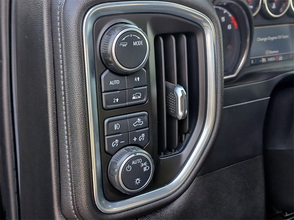 2021 Chevrolet Silverado 1500 4WD Double Cab Standard Bed RST