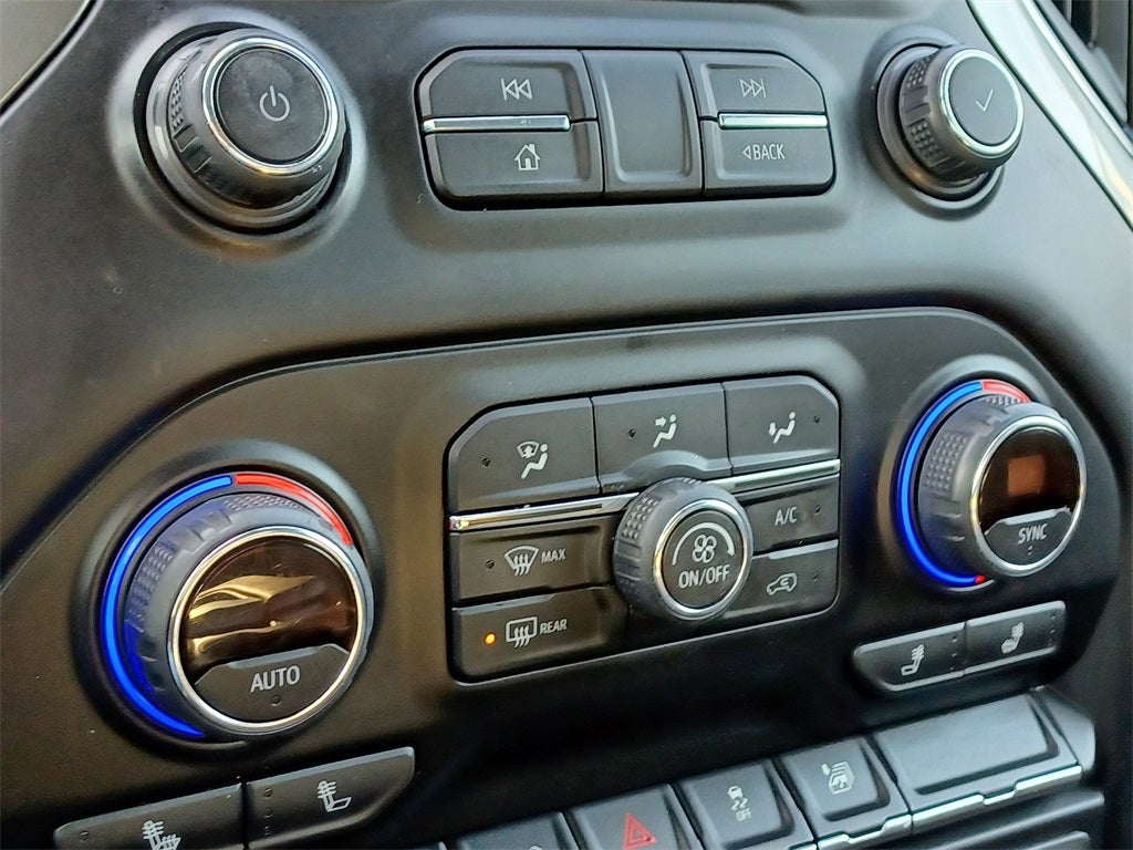 2021 Chevrolet Silverado 1500 4WD Double Cab Standard Bed RST