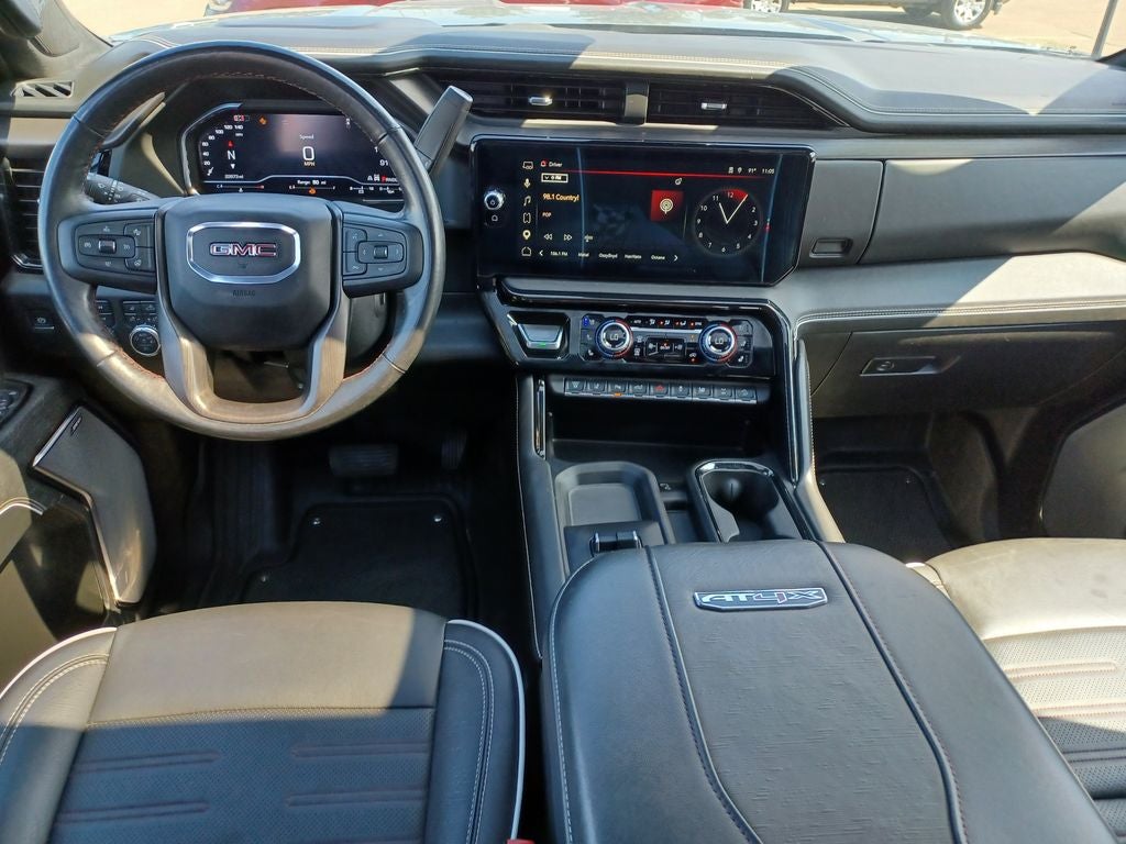 2025 GMC Sierra 2500HD 4WD Crew Cab Standard Bed AT4X