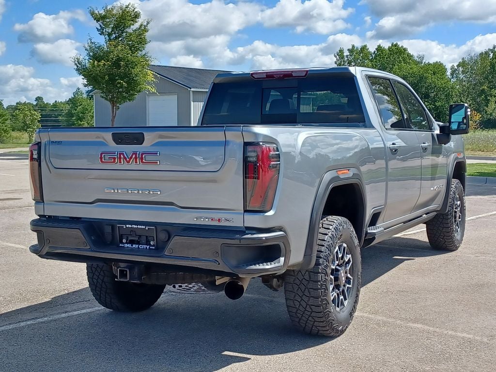 2025 GMC Sierra 2500HD 4WD Crew Cab Standard Bed AT4X