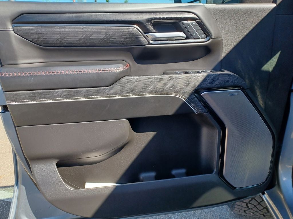 2025 GMC Sierra 2500HD 4WD Crew Cab Standard Bed AT4X