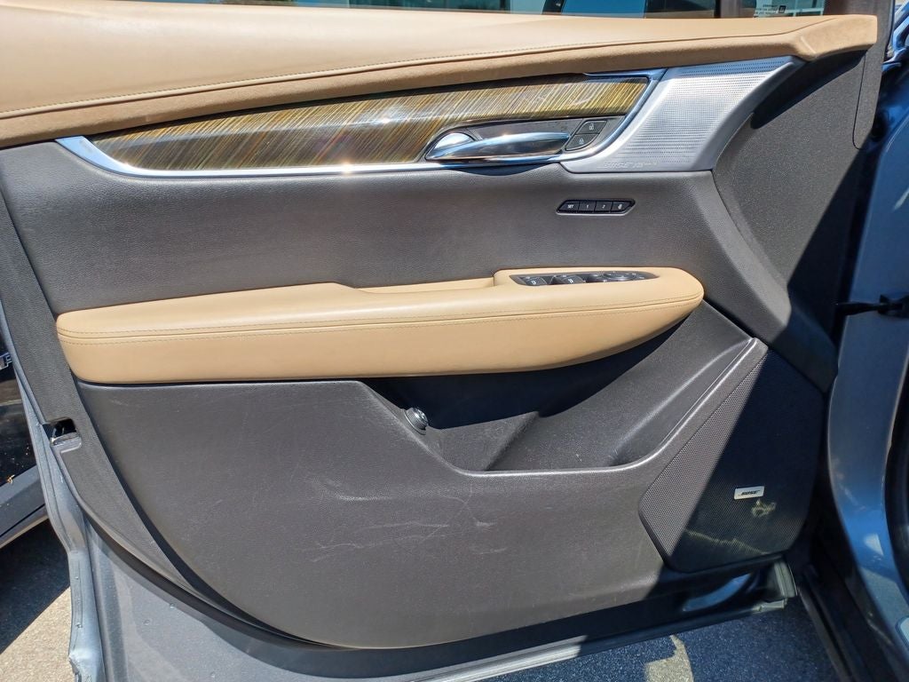 2020 Cadillac XT6 Premium Luxury