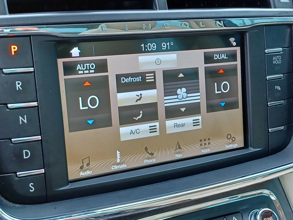 2017 Lincoln Continental Reserve