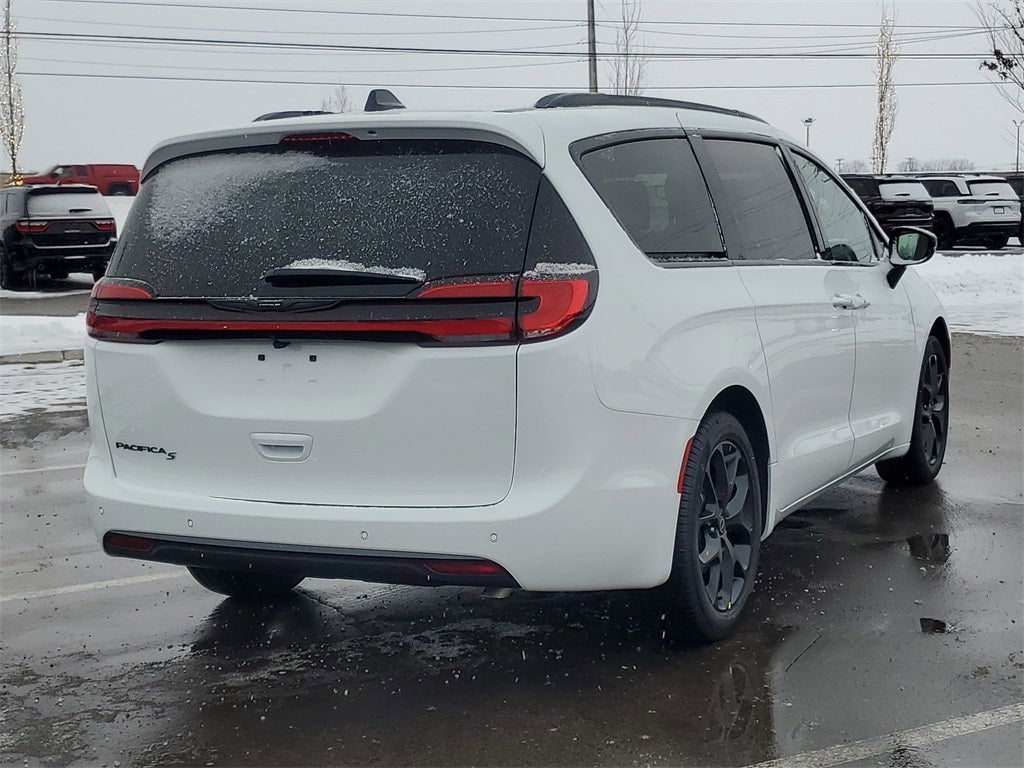 2026 Chrysler Pacifica PACIFICA SELECT