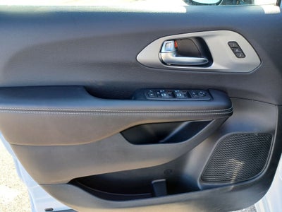 2027 Chrysler Pacifica PACIFICA LIMITED