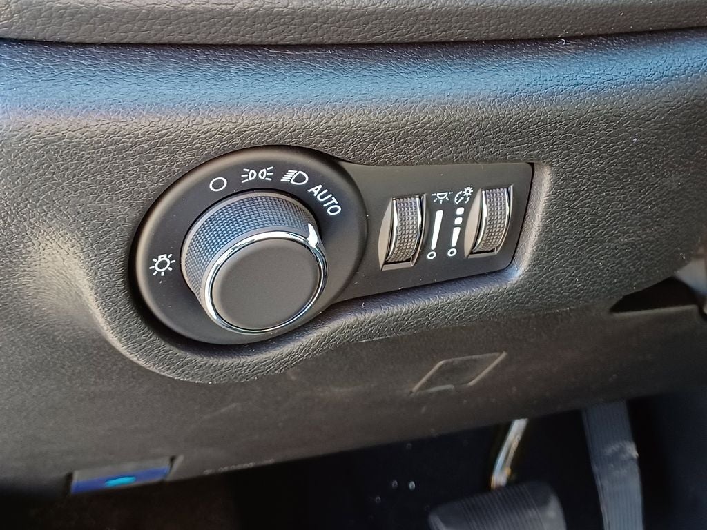 2027 Chrysler Pacifica PACIFICA LIMITED