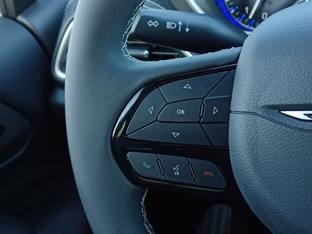 2027 Chrysler Pacifica PACIFICA LIMITED