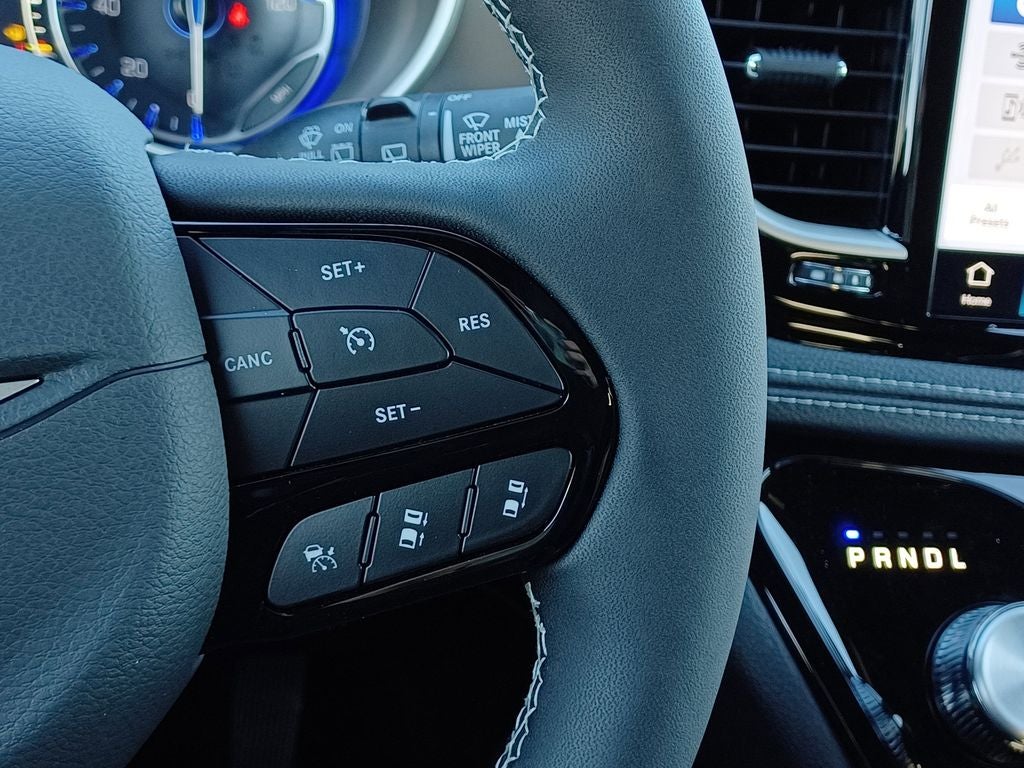 2027 Chrysler Pacifica PACIFICA LIMITED