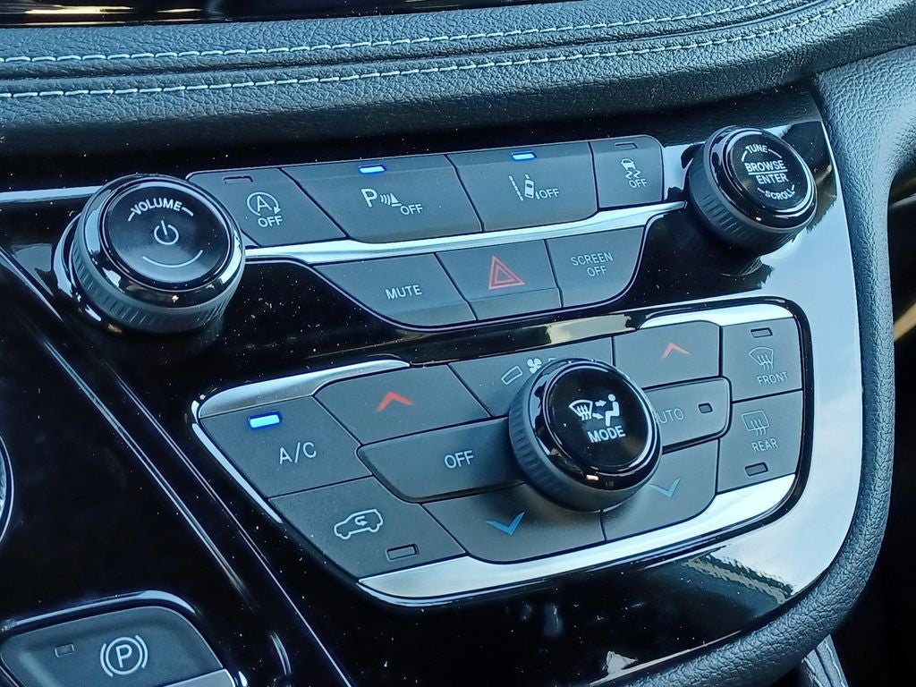 2027 Chrysler Pacifica PACIFICA LIMITED