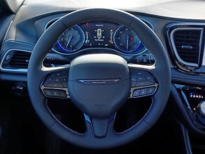 2027 Chrysler Pacifica PACIFICA LIMITED