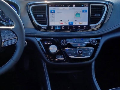 2027 Chrysler Pacifica PACIFICA LIMITED