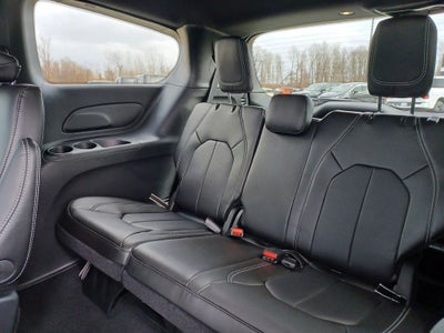 2026 Chrysler Pacifica PACIFICA SELECT AWD