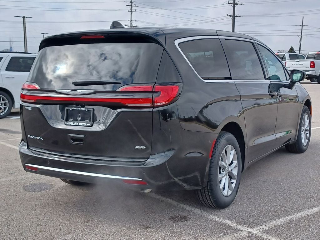 2026 Chrysler Pacifica PACIFICA SELECT AWD