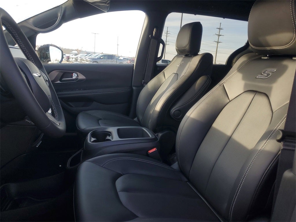 2026 Chrysler Pacifica PACIFICA SELECT AWD