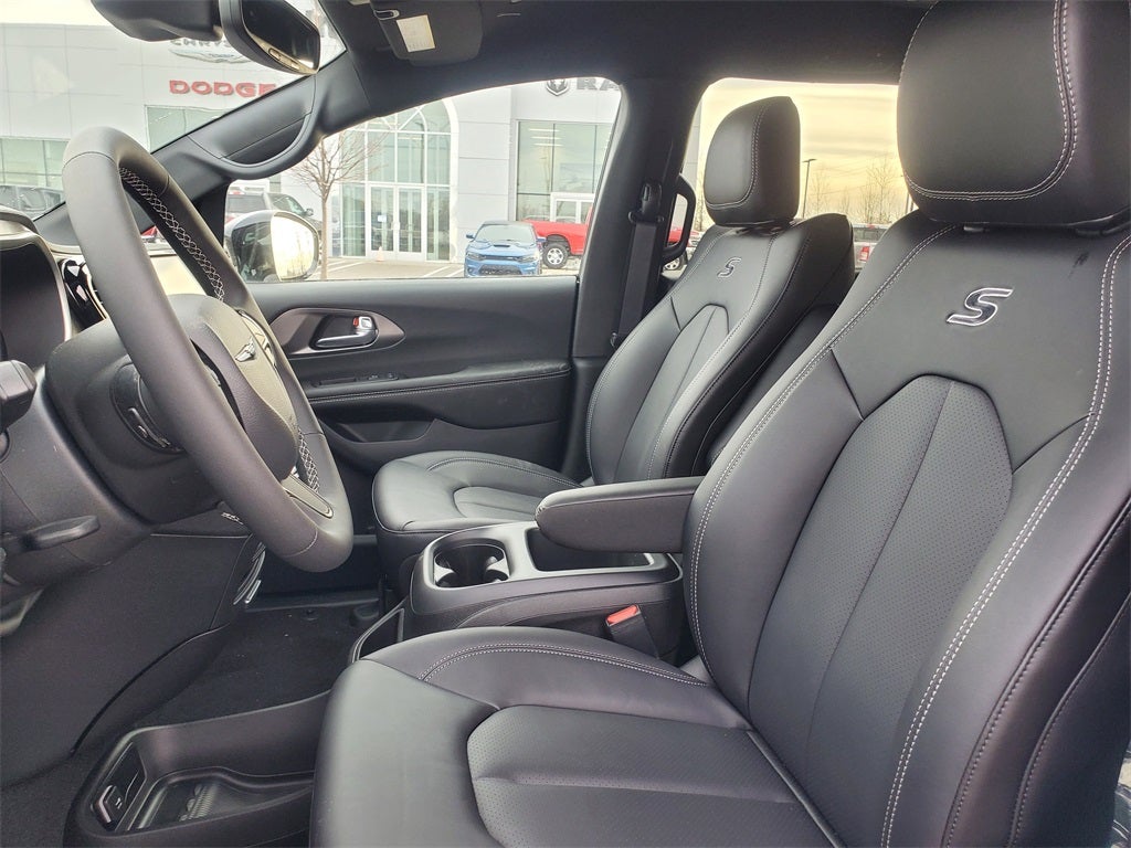 2026 Chrysler Pacifica PACIFICA SELECT AWD