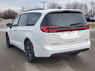 2026 Chrysler Pacifica PACIFICA SELECT AWD