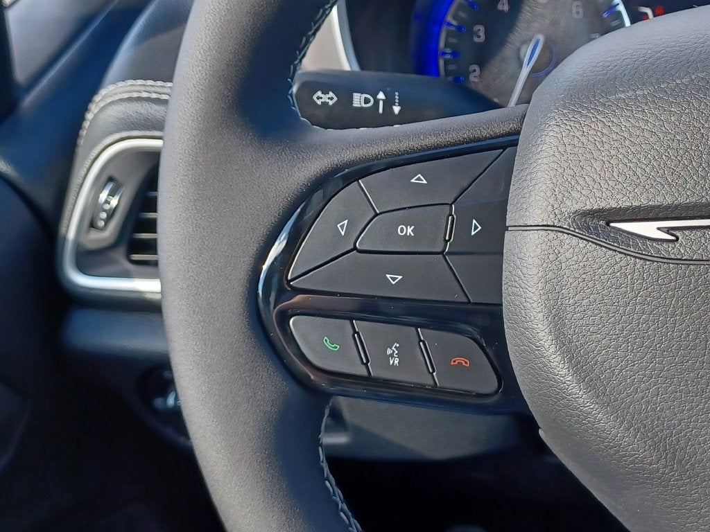 2027 Chrysler Pacifica Limited