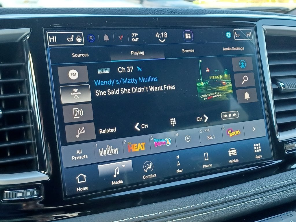 2027 Chrysler Pacifica Limited